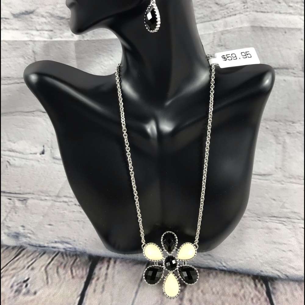 FASHION JEWELRY - Picture 7 of 7